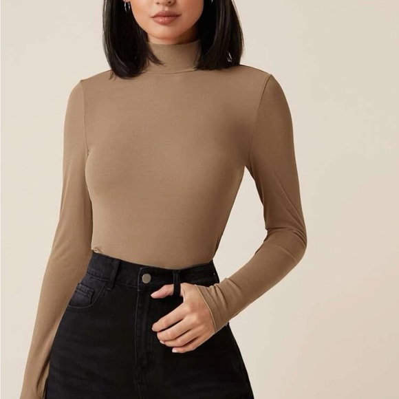 5 colors available— Basic mock Neck stretchy Fitted long sleeves top - Picture 7 of 14